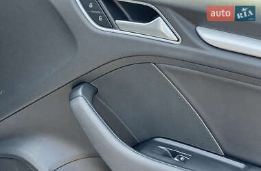 Седан Audi A3 2016 в 