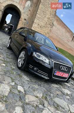 Хэтчбек Audi A3 2009 в 