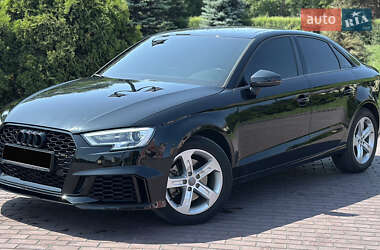 Седан Audi A3 2017 в 