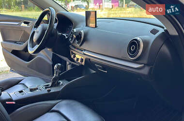 Седан Audi A3 2015 в 