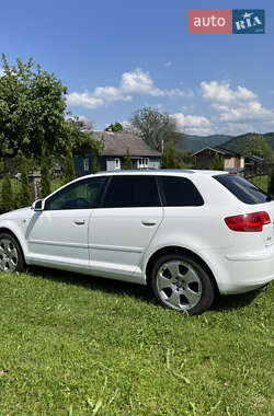 Хэтчбек Audi A3 2008 в 