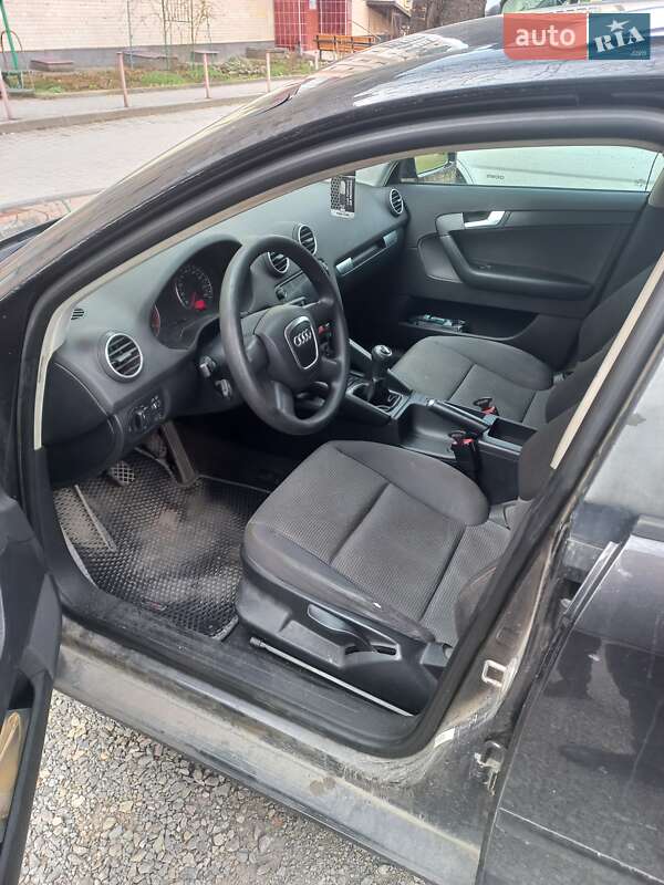 Хэтчбек Audi A3 2006 в Каменец-Подольском