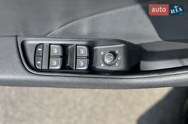 Седан Audi A3 2015 в 