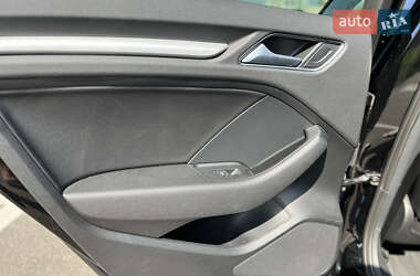 Седан Audi A3 2015 в 