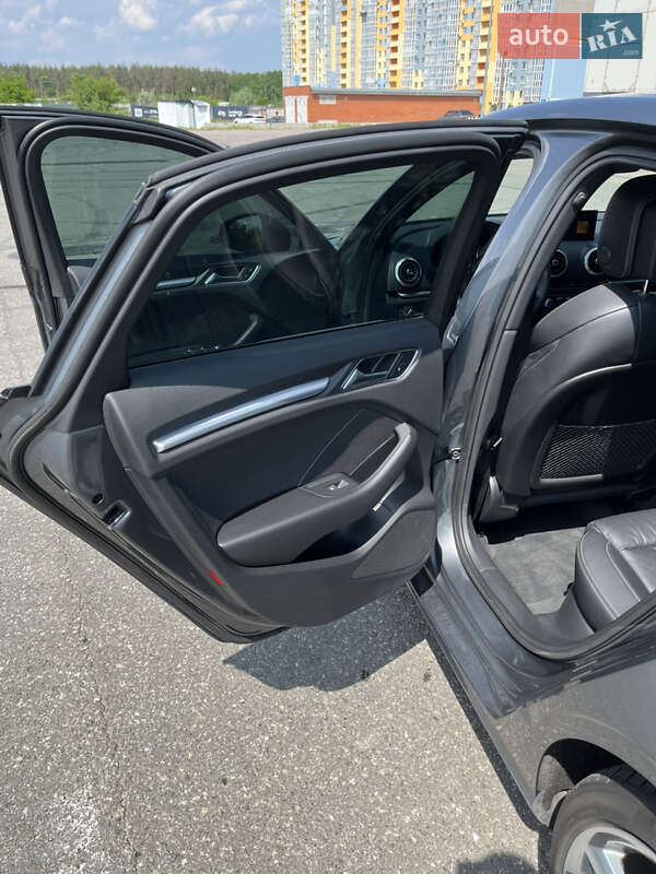 Седан Audi A3 2019 в Києві