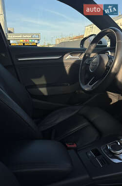 Седан Audi A3 2018 в 