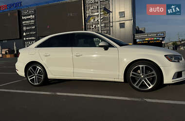 Седан Audi A3 2018 в 