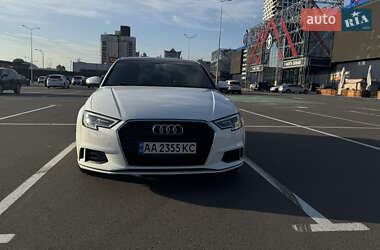 Седан Audi A3 2018 в 