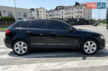 Хэтчбек Audi A3 2011 в 