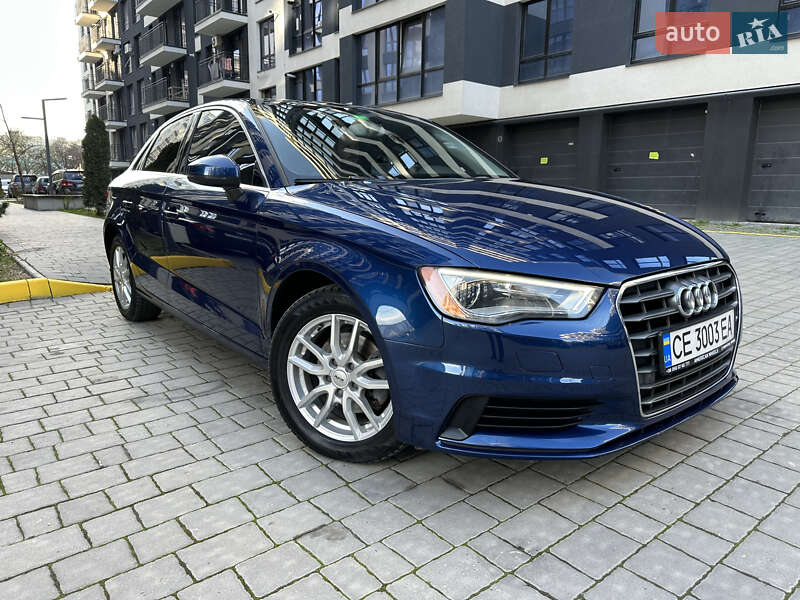 Седан Audi A3 2015 в 