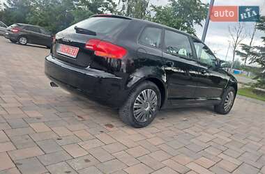 Хэтчбек Audi A3 2005 в 