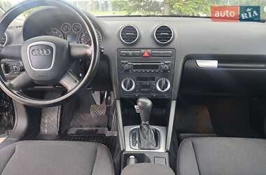 Хэтчбек Audi A3 2005 в 