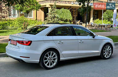 Седан Audi A3 2015 в 