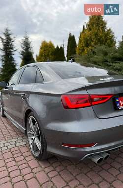 Седан Audi A3 2016 в 