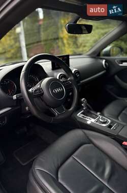 Седан Audi A3 2016 в 