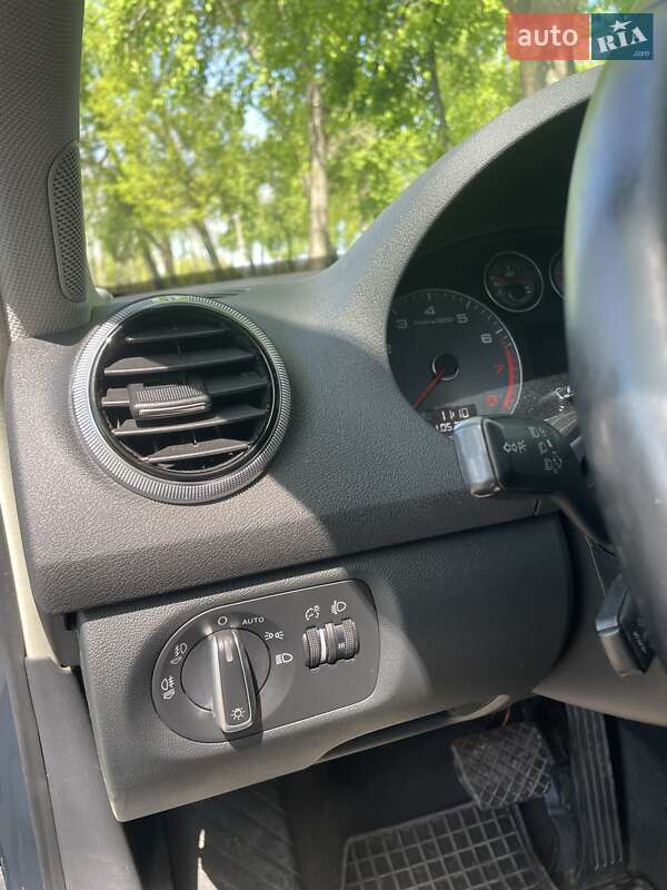 Хэтчбек Audi A3 2011 в Александрие