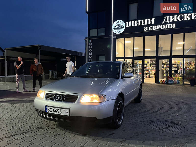 Хетчбек Audi A3 2001 в Львові
