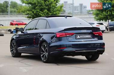 Седан Audi A3 2017 в 