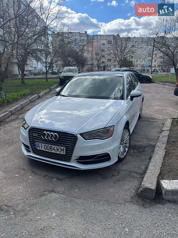 Хэтчбек Audi A3 2015 в Немишаево фото 2 Хэтчбек Audi A3 2015 в Немишаево