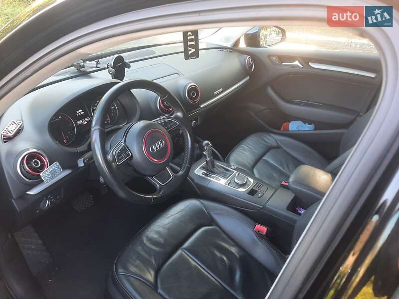Седан Audi A3 2015 в Днепре