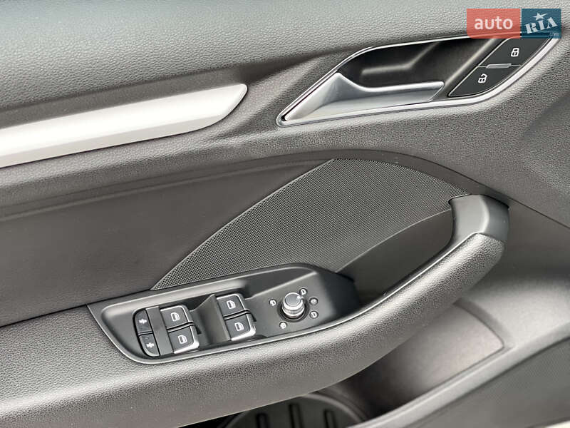 Седан Audi A3 2016 в Киеве фото 27 Седан Audi A3 2016 в Киеве