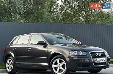 Хэтчбек Audi A3 2007 в 