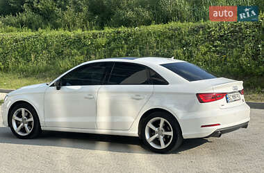 Седан Audi A3 2015 в Яворові