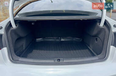 Седан Audi A3 2016 в 