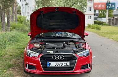 Седан Audi A3 2016 в 