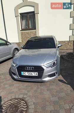 Седан Audi A3 2018 в 