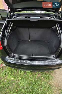 Хэтчбек Audi A3 2011 в 