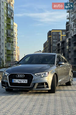 Седан Audi A3 2017 в 
