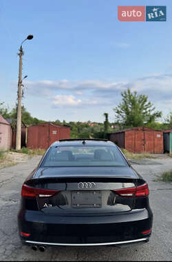 Седан Audi A3 2018 в 