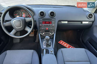 Хэтчбек Audi A3 2007 в 