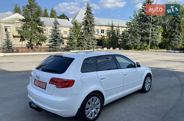 Хэтчбек Audi A3 2009 в 