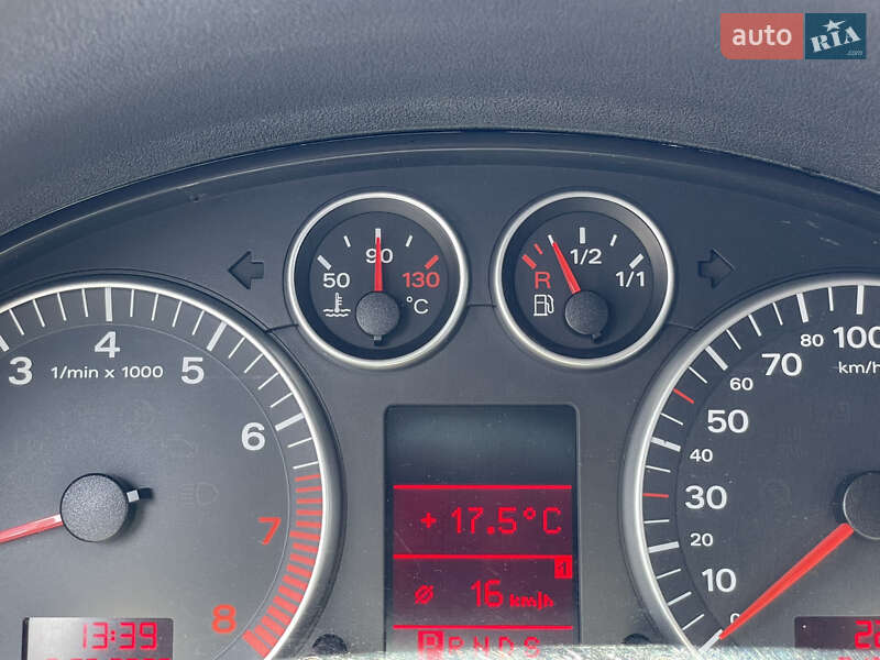 Хэтчбек Audi A3 2003 в Ужгороде