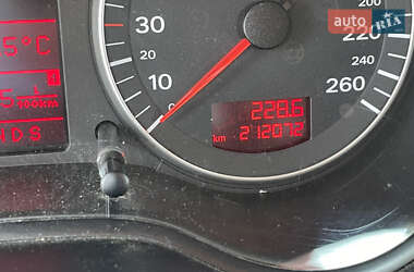 Хэтчбек Audi A3 2003 в Ужгороде