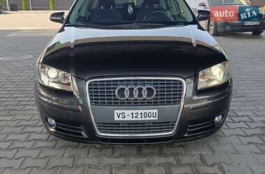 Хэтчбек Audi A3 2005 в 