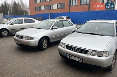 Хэтчбек Audi A3 2001 в 