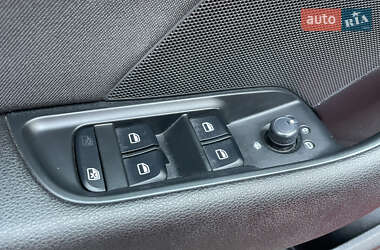 Хэтчбек Audi A3 2016 в 