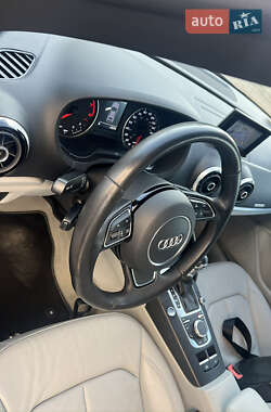 Кабриолет Audi A3 2016 в 