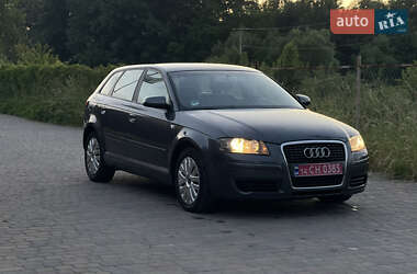 Хэтчбек Audi A3 2005 в 