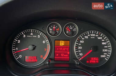 Хэтчбек Audi A3 2005 в 