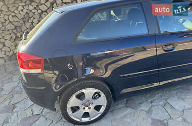 Хэтчбек Audi A3 2006 в 