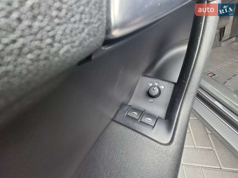 Хетчбек Audi A3 2004 в Кропивницькому