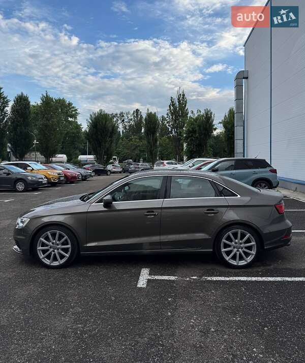 Седан Audi A3 2016 в Киеве фото 7 Седан Audi A3 2016 в Киеве