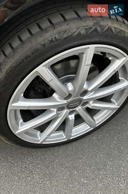 Седан Audi A3 2014 в 
