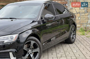 Седан Audi A3 2018 в 