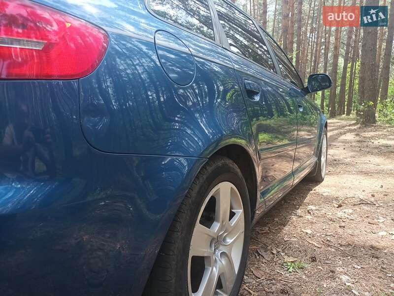 Хэтчбек Audi A3 2010 в Гадяче