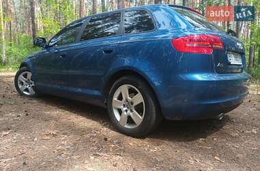 Хэтчбек Audi A3 2010 в 